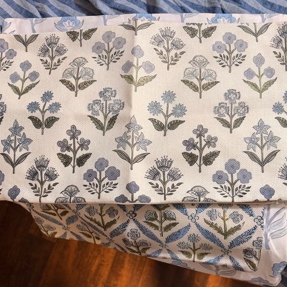 Floral block print pillow cover covers set of 4 - Picture 4 of 5